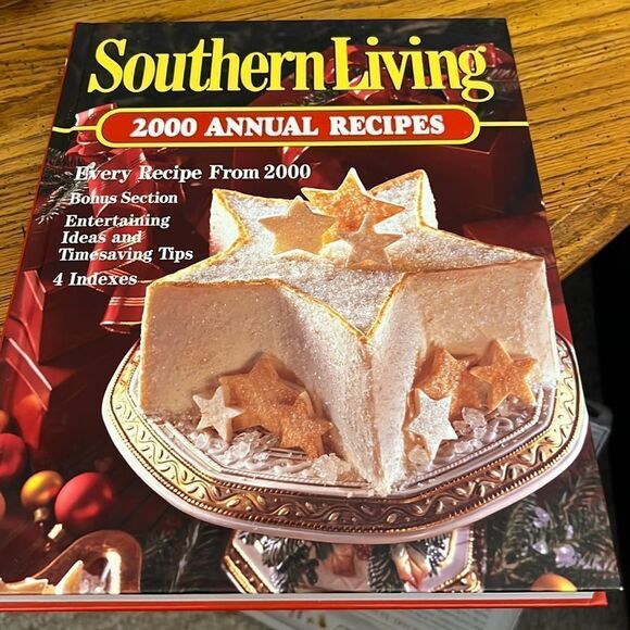 2000 Southern Living Annual Recipes, 368 page cookbook - Picture 1 of 3